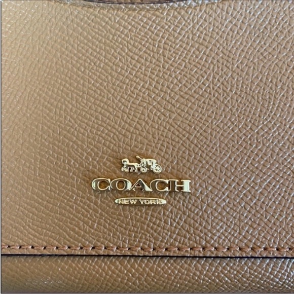 NEW Coach Leather Accordion Zip Wallet - Picture 3 of 7